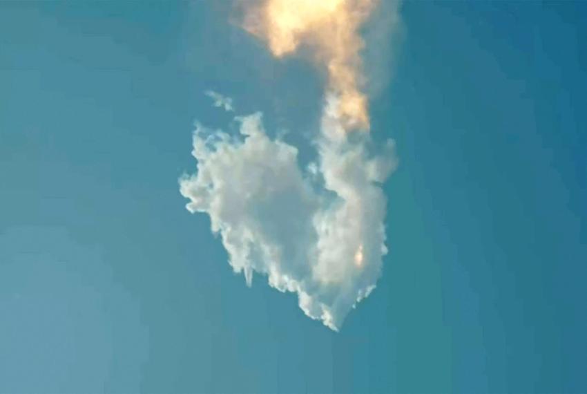 SpaceX’s unmanned Starship explodes over Gulf of Mexico after Texas